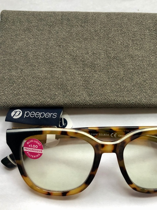 New Tortoise Ramona‎ Peepers Progressive blue light filter readers +1.00 & case